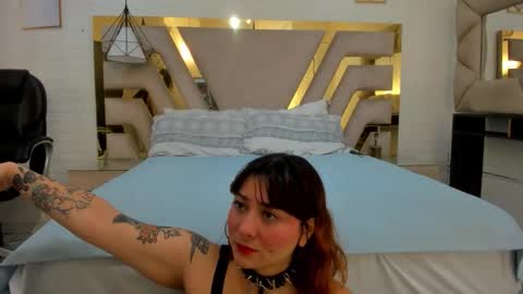 Snapshot of goldentemptation_ chatting on 04-08-26, 01:11 goldentemptation_ online show from 04-08-26, 01:11