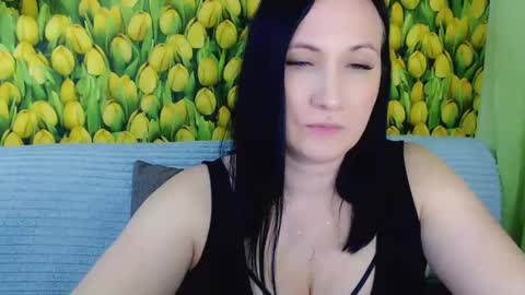 Snapshot of goldmoonn chatting on 03-21-26, 04:10 goldmoonn online show from 03-21-26, 04:10