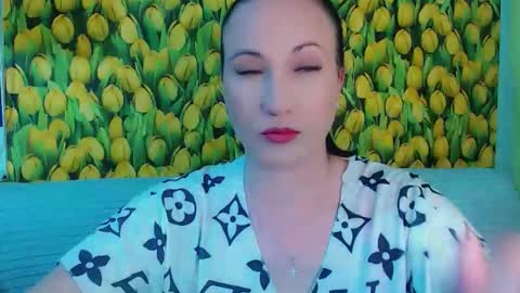 Snapshot of goldmoonn chatting on 05-17-26, 03:19 goldmoonn online show from 05-17-26, 03:19