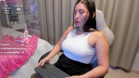 Emmy online show from 04-12-26, 02:11