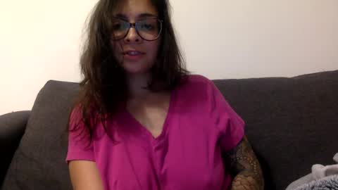 Snapshot of goodgirl_mama chatting on 07-11-26, 02:47 goodgirl_mama online show from 07-11-26, 02:47