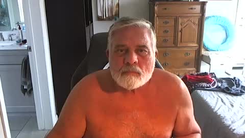 Michael online show from 07-04-26, 07:31
