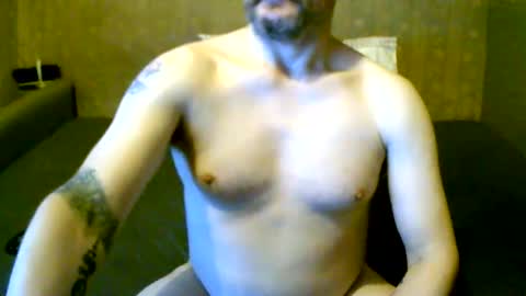 Goosey77 online show from 10-26-25, 09:42