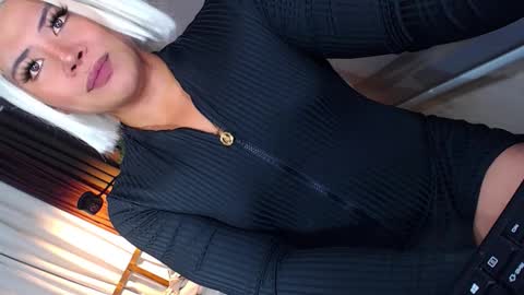 Samantha online show from 03-08-26, 01:25