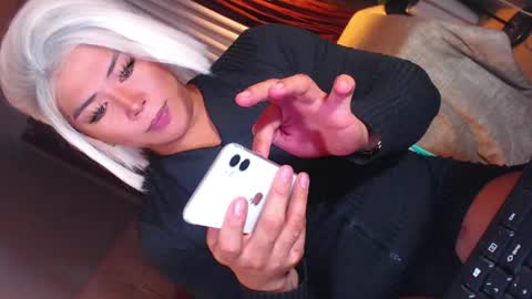 Samantha online show from 04-13-26, 03:34