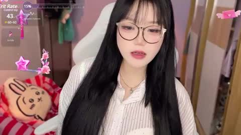 gorgeous girl33 online show from 12-11-24, 11:21