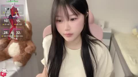 gorgeous girl33 online show from 03-25-26, 02:39