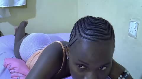 gorgeous_maya1 online show from 05-05-26, 06:27