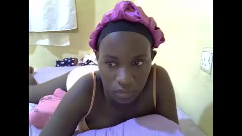 gorgeous_maya1 online show from 05-12-26, 08:44