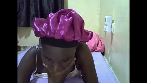 gorgeous_maya1 online show from 05-12-26, 09:56