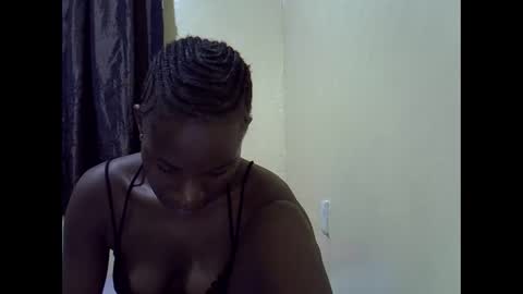 gorgeous_maya1 online show from 05-13-26, 10:49