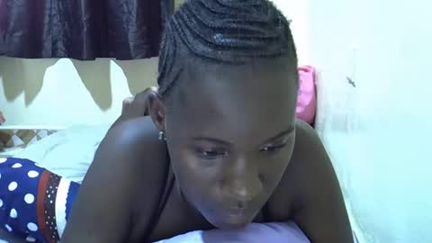 gorgeous_maya1 online show from 05-14-26, 10:55