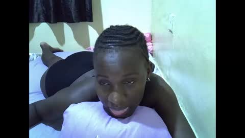 gorgeous_maya1 online show from 05-16-26, 12:40