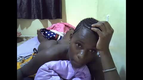 gorgeous_maya1 online show from 05-17-26, 10:44