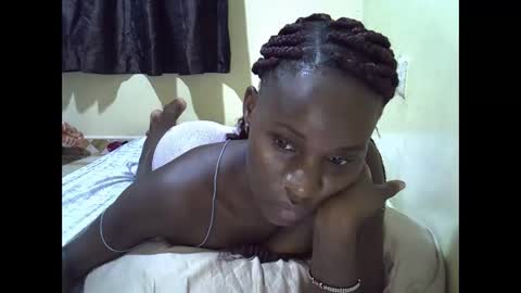 gorgeous_maya1 online show from 05-19-26, 04:13