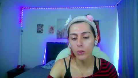 Snapshot of goth_minerva chatting on 03-06-26, 02:02 goth_minerva online show from 03-06-26, 02:02