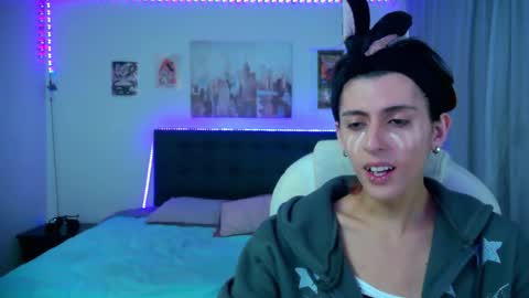 Snapshot of goth_minerva chatting on 03-26-26, 01:38 goth_minerva online show from 03-26-26, 01:38