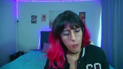 Snapshot of goth_minerva chatting on 04-01-26, 02:03 goth_minerva online show from 04-01-26, 02:03