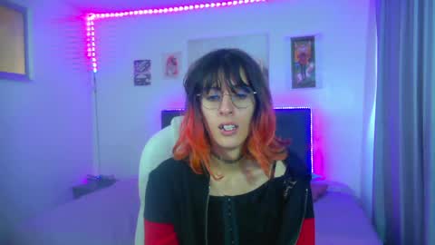 goth_minerva online show from 05-09-26, 01:38