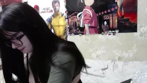 Snapshot of goth_pumpkin chatting on 02-18-25, 10:03 Amy online show from 02-18-25, 10:03