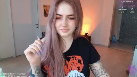 traumfrau Kira angel face devil eyes I SELL A LOT VIDEO IN GALLERY online show from 02-06-26, 07:23