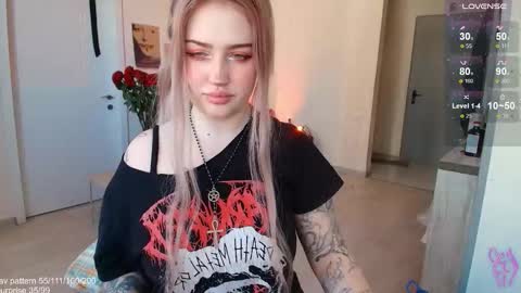 traumfrau Kira angel face devil eyes I SELL A LOT VIDEO IN GALLERY online show from 02-20-26, 11:22