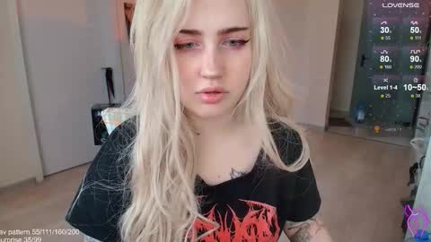 traumfrau Kira angel face devil eyes I SELL A LOT VIDEO IN GALLERY online show from 03-06-26, 10:45