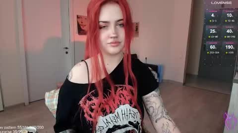 traumfrau Kira angel face devil eyes I SELL A LOT VIDEO IN GALLERY online show from 05-05-26, 12:13