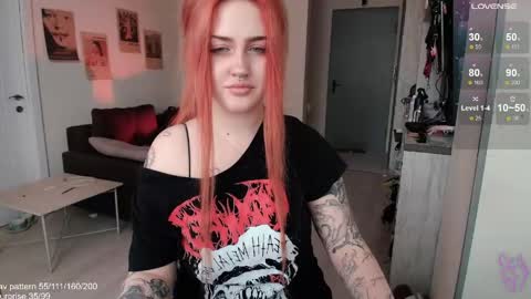 traumfrau Kira angel face devil eyes I SELL A LOT VIDEO IN GALLERY online show from 05-19-26, 11:38