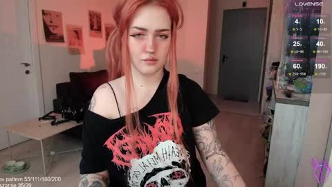 traumfrau Kira angel face devil eyes I SELL A LOT VIDEO IN GALLERY online show from 05-21-26, 11:28