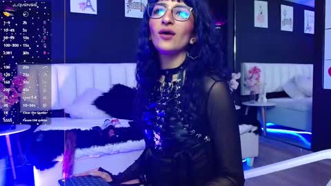Snapshot of gotthic_met chatting on 03-11-25, 10:40 Meredith Alessandra online show from 03-11-25, 10:40