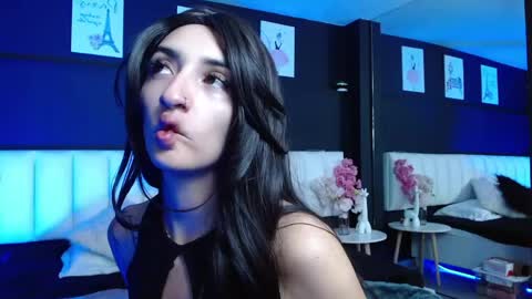 Snapshot of gotthic_met chatting on 05-14-26, 04:52 Meredith Alessandra online show from 05-14-26, 04:52