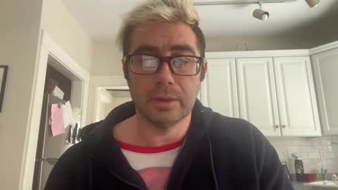 Cuddleguy online show from 02-25-26, 02:59