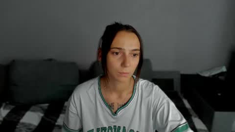 Snapshot of gravitation777 chatting on 07-30-26, 07:29 Anna online show from 07-30-26, 07:29