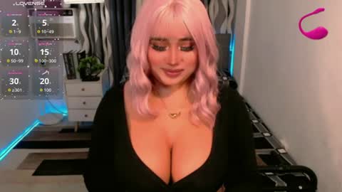 Snapshot of great_selfsuckerts chatting on 06-19-26, 11:03 PAULATHEONE online show from 06-19-26, 11:03