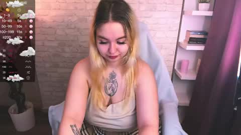 Lina 3 online show from 05-14-26, 01:18