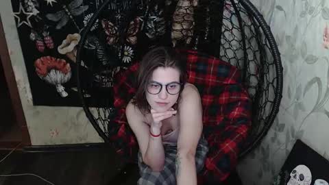 Lina online show from 02-27-26, 12:16