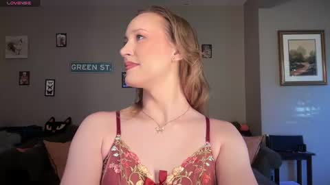 SexQueen Nikki online show from 07-20-26, 12:58