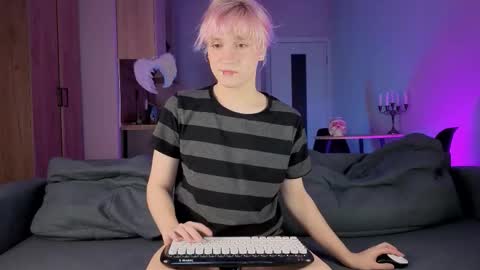 Greg-independent model online show from 02-26-26, 09:47