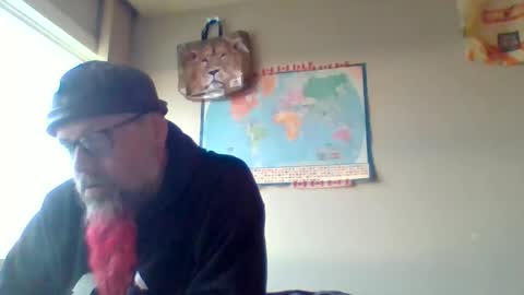 Snapshot of gregrev chatting on 05-20-26, 02:29 gregrev online show from 05-20-26, 02:29