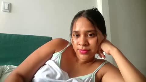 Snapshot of greicy098 chatting on 10-19-25, 05:02 grei online show from 10-19-25, 05:02