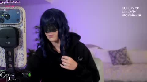       2 online show from 06-12-26, 02:05