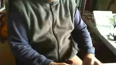 greyhounddog online show from 12-29-24, 12:55