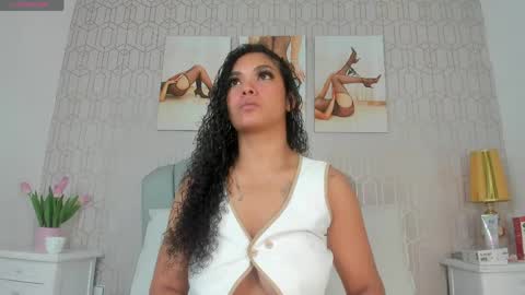 Marii online show from 05-31-26, 12:23