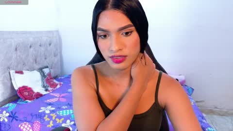 Snapshot of greys02 chatting on 03-29-26, 06:24 greys02 online show from 03-29-26, 06:24