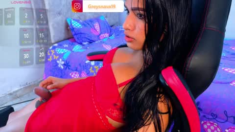 Snapshot of greys02 chatting on 04-09-26, 01:16 greys02 online show from 04-09-26, 01:16