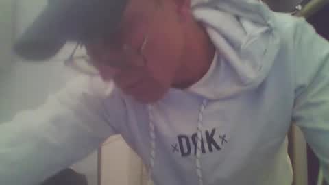 Snapshot of grly_boy chatting on 11-01-25, 02:19 bigW2M online show from 11-01-25, 02:19