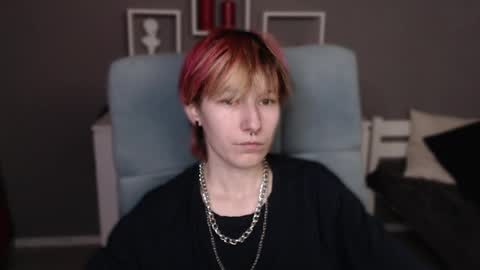 guitarandangell online show from 04-14-26, 09:37