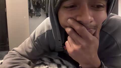 gumbywanna online show from 11-17-25, 02:39