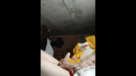 guntis685525 online show from 08-10-26, 04:38